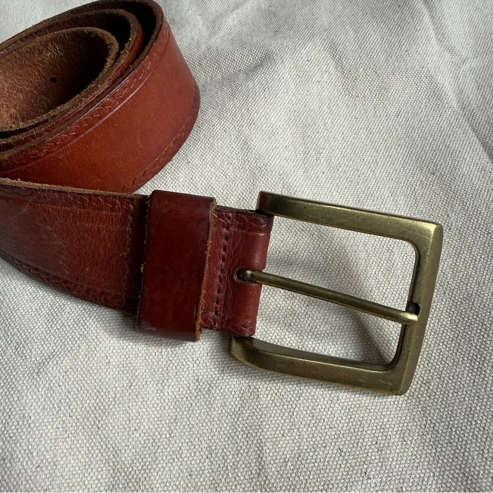 Levi’s Genuine Leather & Brass Mens Brown Belt size 34
